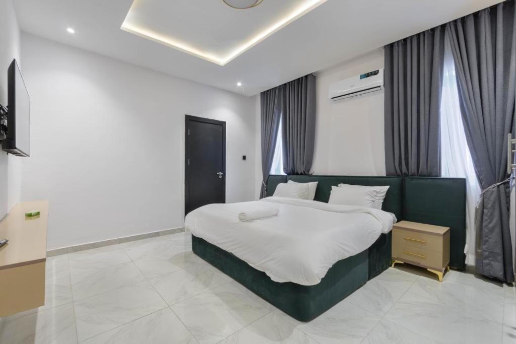Villa Toscana Luxe Gra Port Harcourt Ngoại thất bức ảnh