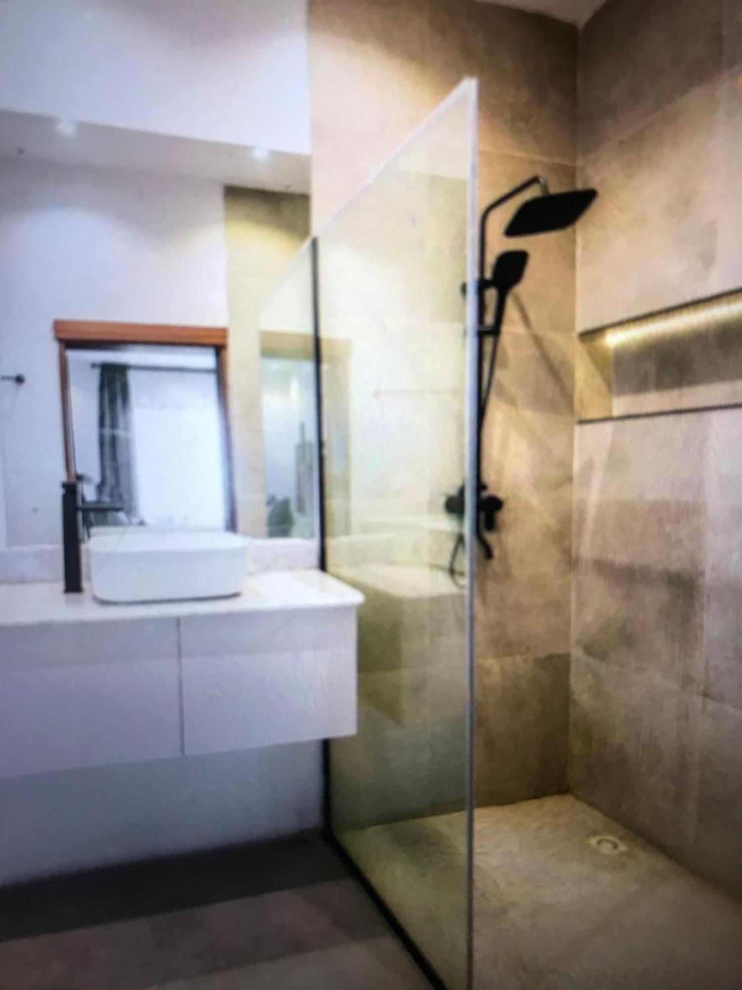Villa Toscana Luxe Gra Port Harcourt Ngoại thất bức ảnh