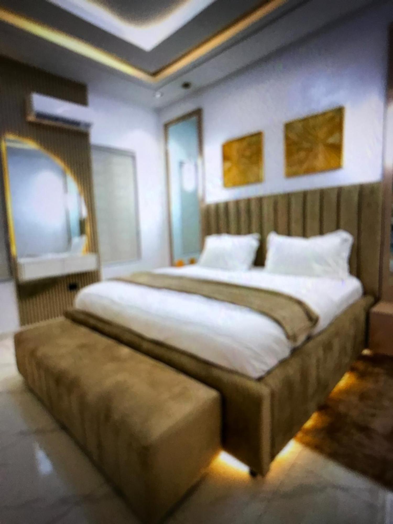 Villa Toscana Luxe Gra Port Harcourt Ngoại thất bức ảnh
